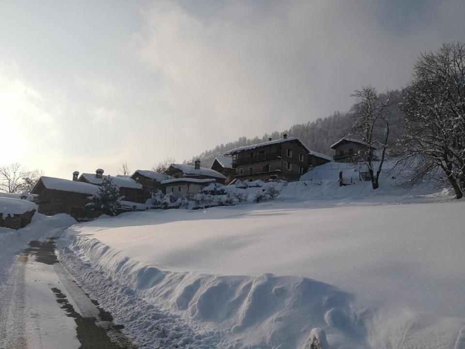 B & B La Guiette Кастельдельфино Экстерьер фото